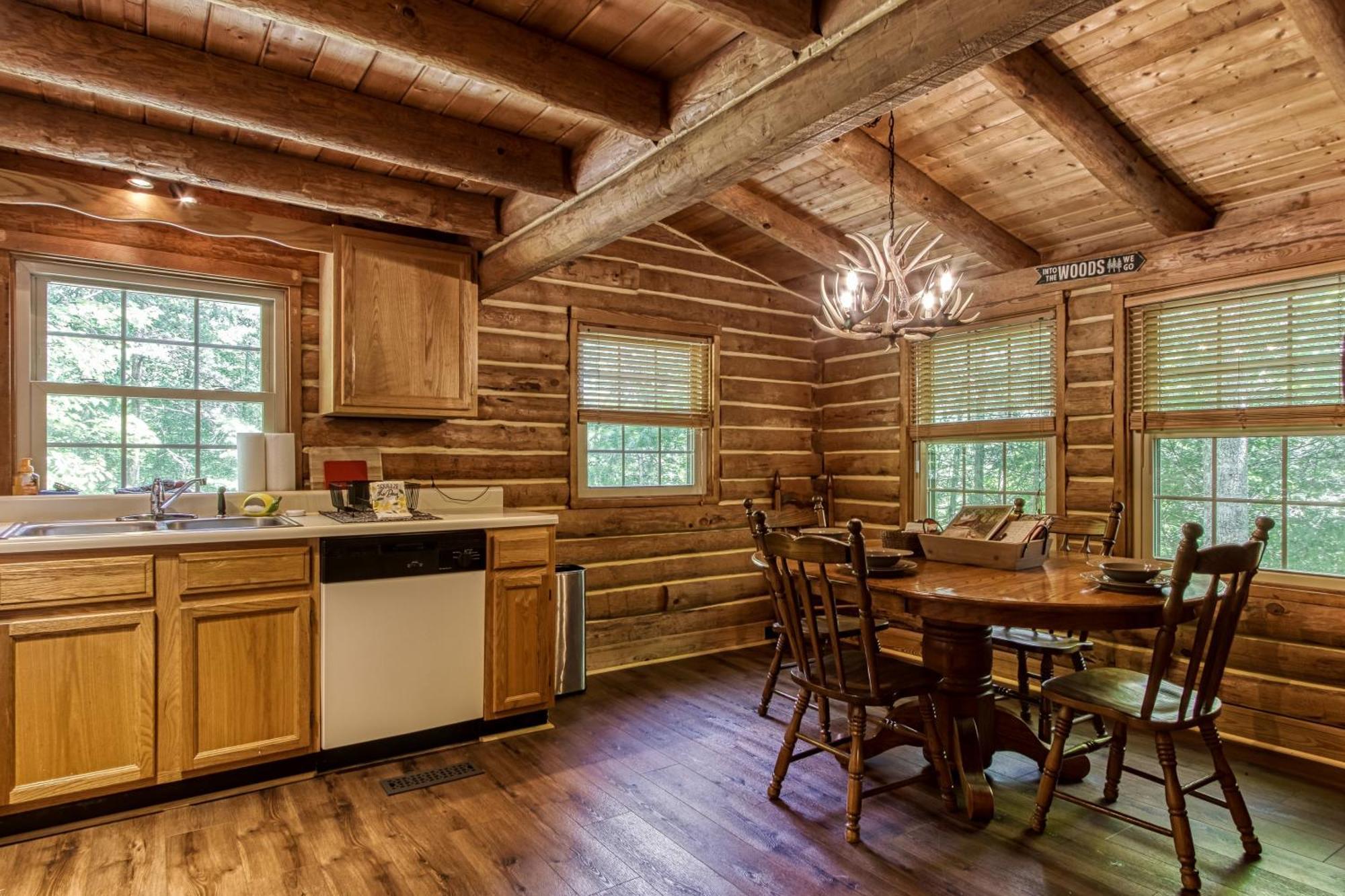 סביירוויל Very Private, Real Log Cabin With Hot Tub! מראה חיצוני תמונה